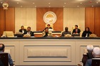 The House of Representatives form a committee to meet with the governor of the central bank and his deputy to (…)