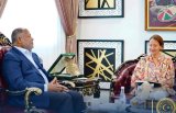 The Minister of Finance and a World Bank representative discuss enhancing transparency and (…)