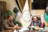 Al-Qeeb discusses with the President of Zawiya University ways to improve the educational and (…)