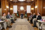 Dabaiba discusses with the British Chief of General Staff enhancing military cooperation between (…)