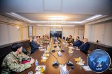 Al-Zoubi discusses security and military cooperation files with AFRICOM delegation