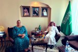 Tetteh holds a meeting with the Charge d'Affaires of Saudi Arabia.