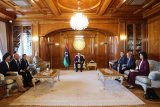Dabaiba discusses with UN and German representatives enhancing cooperation and supporting the (…)