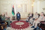 Al-Mnifi meets with members of the 5+5 Military Committee.