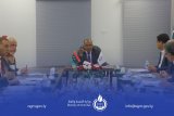 Ministry of Oil discusses launching development projects in areas near oil fields.