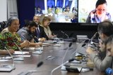 The heads of the security working group for the Berlin process call for an urgent peaceful (…)