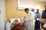 Dabaiba visits the victims of the ammunition depot explosion in the Al-Skirat area of Misrata.