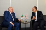 Algerian and Egyptian Foreign Ministers discuss the political situation in Libya.