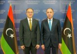 Al-Baour meets with Tunisian ambassador.