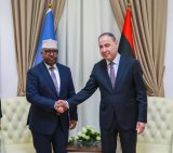 Al-Baour discusses with the Somali Foreign Minister prospects for cooperation between the two countries