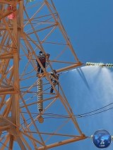 The Electricity Company completes maintenance of the high-voltage insulators in Al-Zawiya.